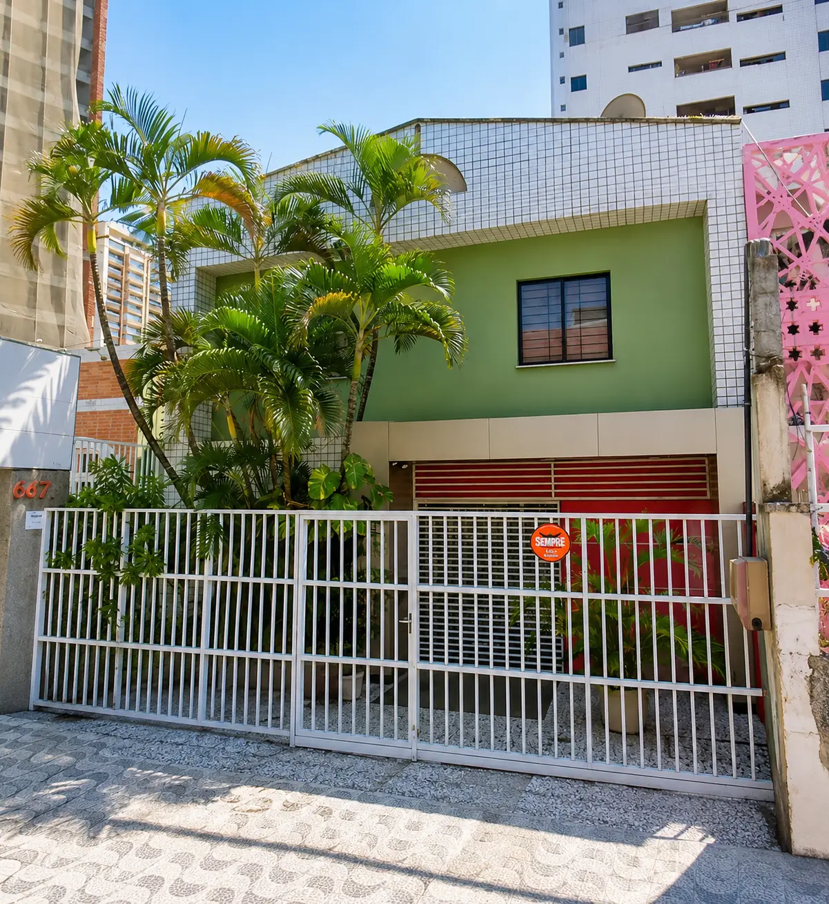 Fachada da CLIMED na Rua República do Líbano, 647, Fortaleza